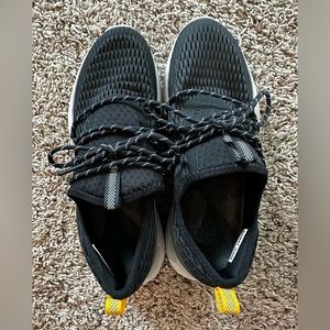 Sorel Tennis Shoes 7.5